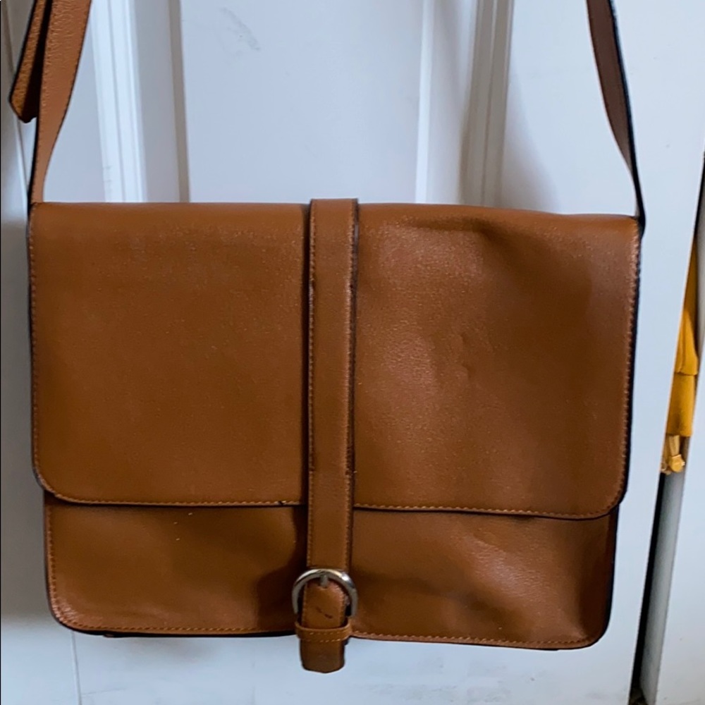 Forever 21 Crossbody Bag Camel